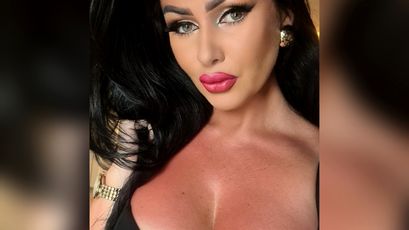 LauraGreen36 webcam preview