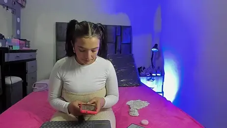 Esmeraldaa- webcam model stream image