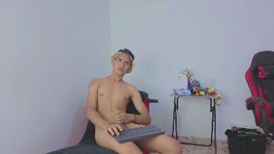 Ken_LatinBoy18 webcam model stream image