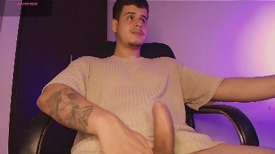 matt_reinold1 webcam model stream image