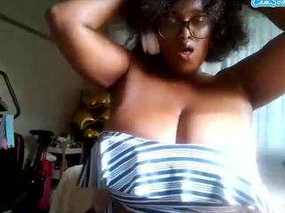 bubbly-intercape webcam model stream image