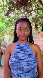 KynaFrenchy webcam model stream image