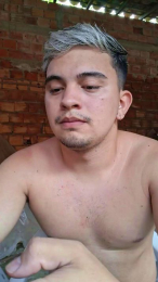 kuro37 webcam model stream image