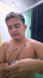 kuro37 webcam model stream image