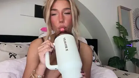 KENNIEXROSE webcam stripchat model stream image