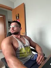 KRYSTALIZEDY webcam model stream image