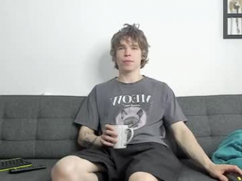 yen2025 webcam chaturbate model stream image