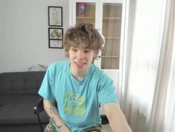 yen2025 webcam model stream image