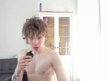 yen2025 webcam model stream image