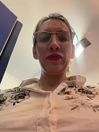 Gatitacarlita webcam model stream image