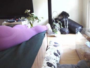 LilyLuxeXO webcam model stream image