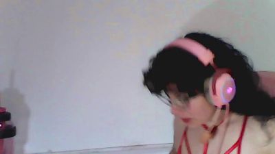 owly_bloom webcam model stream image