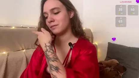 AliKnop webcam model stream image