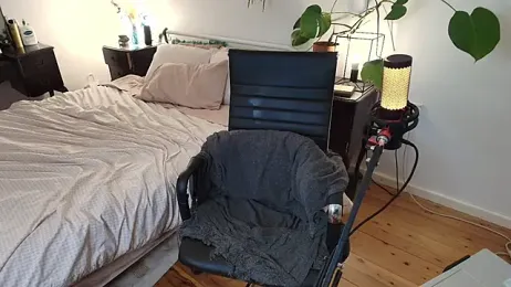 Lenas_Room webcam model stream image