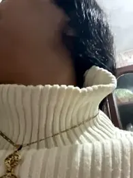 Ni-_haL01 webcam model stream image