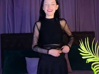 holly-berryy webcam model stream image