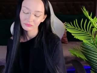 holly-berryy webcam model stream image