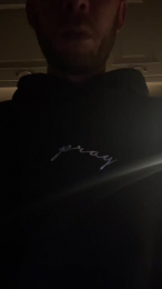 ItaDickyToy webcam model stream image