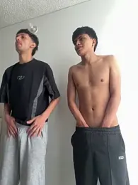 LYAN_DYLAN webcam model stream image