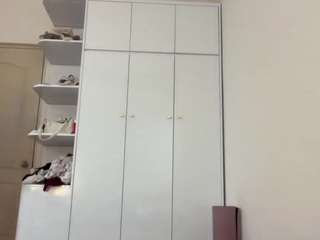 latarshatoby webcam model stream image