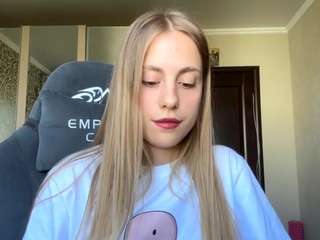 mayrahux webcam model stream image