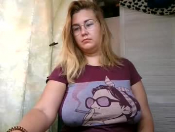 kianna_dior_ webcam chaturbate model stream image
