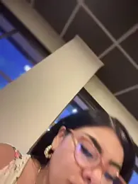 Insane_Issa webcam model stream image