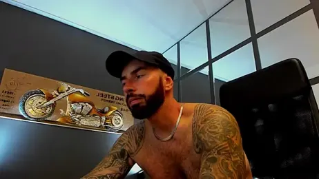 AronGrant webcam model stream image