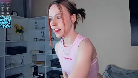 MaliaBourraine webcam stripchat model stream image