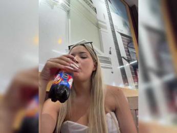 Aisha-engel webcam model stream image