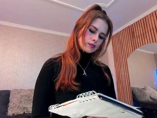 Alma Bell webcam model stream image