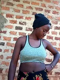 Black_juicy24 webcam model stream image
