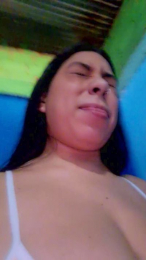 girl_pee webcam model stream image