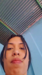 girl_pee webcam model stream image
