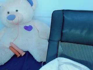 alissonsaenzz webcam model stream image