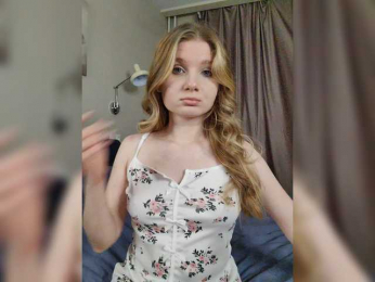 SweetPoison webcam model stream image