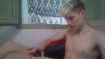 BoyBlondSweet webcam model stream image
