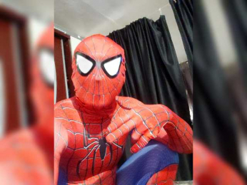 DiVona webcam bongacams model stream image