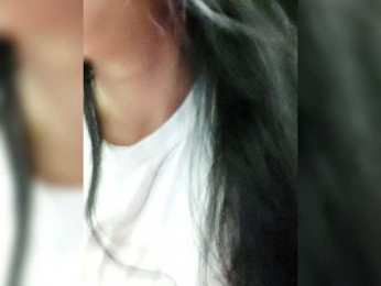 DiVona webcam model stream image