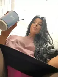 Tisha_Busty webcam model stream image