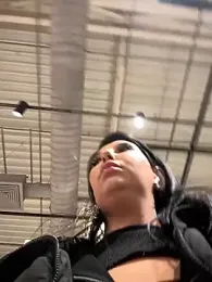 Tisha_Busty webcam model stream image