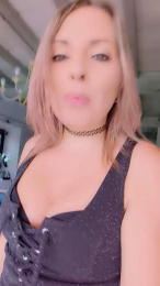 Jade_emeraud webcam model stream image