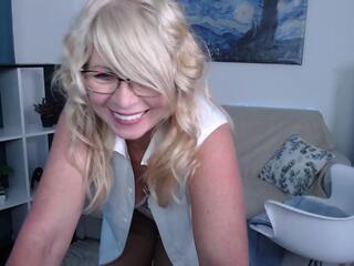 Milena Grey webcam model stream image