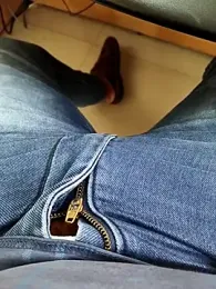 adicma123 webcam model stream image