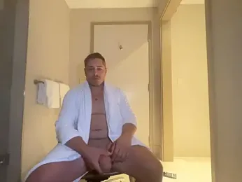 GirThySamoanSupermanXXL webcam model stream image