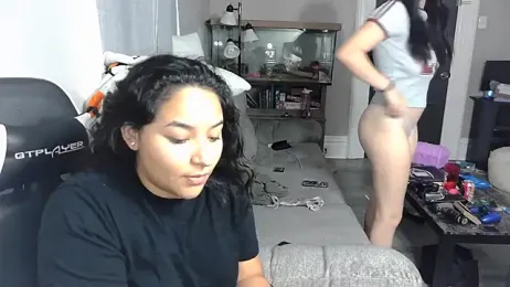 Elliewgfs webcam model stream image
