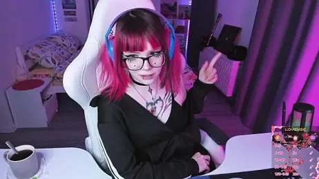 Yumi_Youkai webcam stripchat model stream image