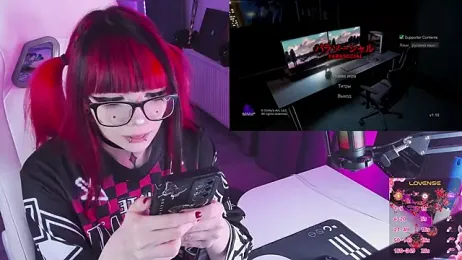 Yumi_Youkai webcam stripchat model stream image