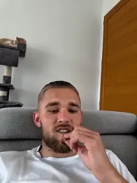 Benjamiinlt webcam stripchat model stream image