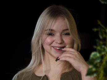 LizbethGodbold webcam model stream image